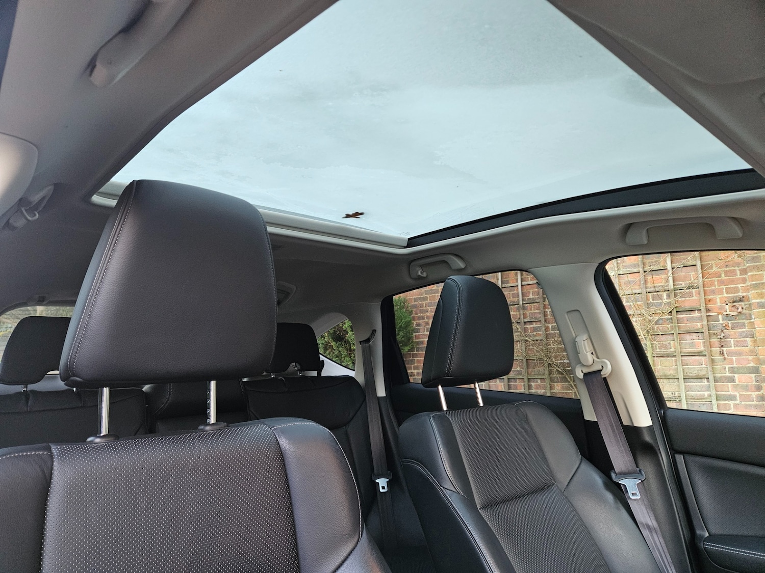 Used Honda CR-V 2017 for sale - 76879745: Photo 4