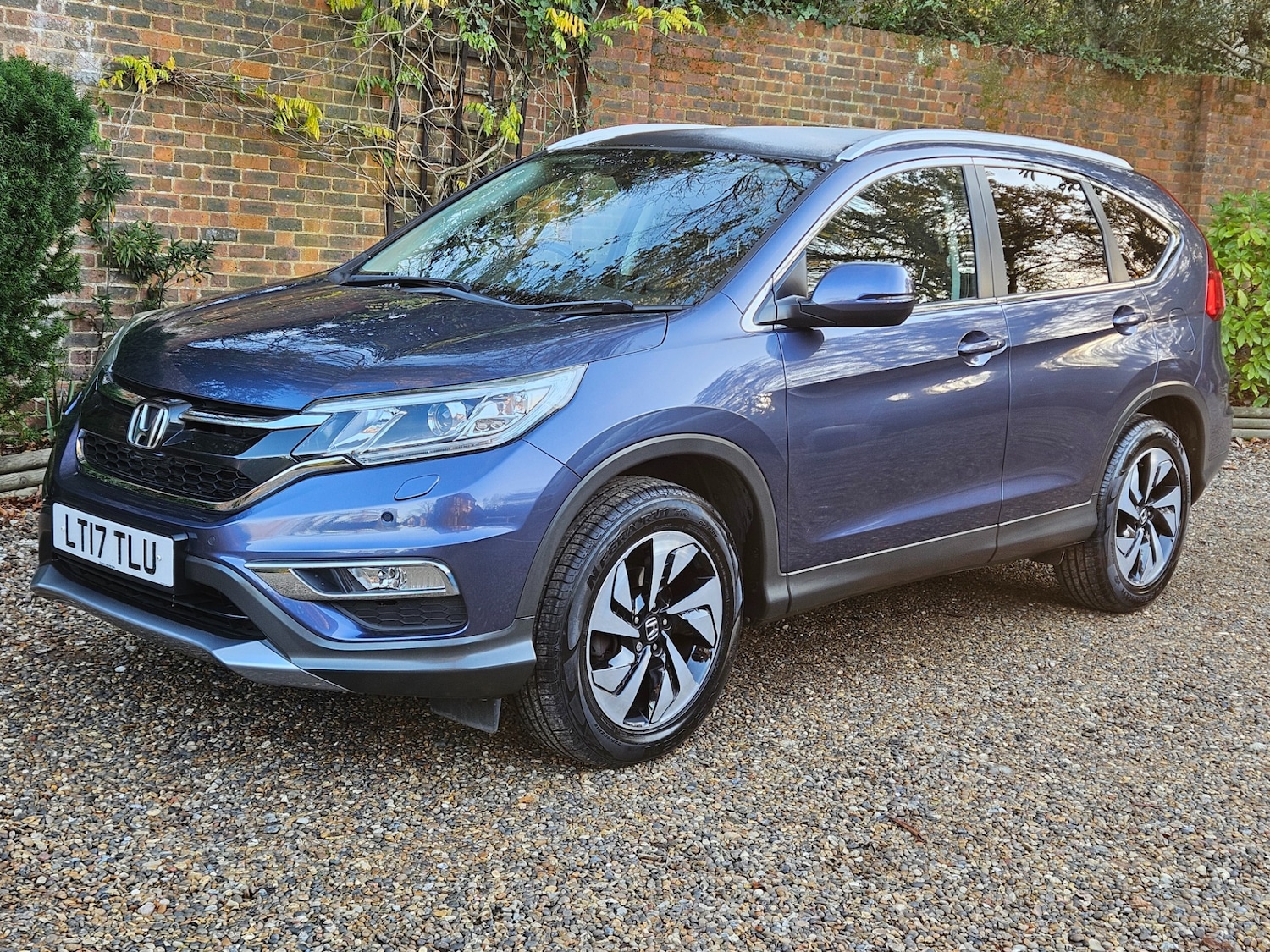 Used Honda CR-V 2017 for sale - 76879745: Photo 8