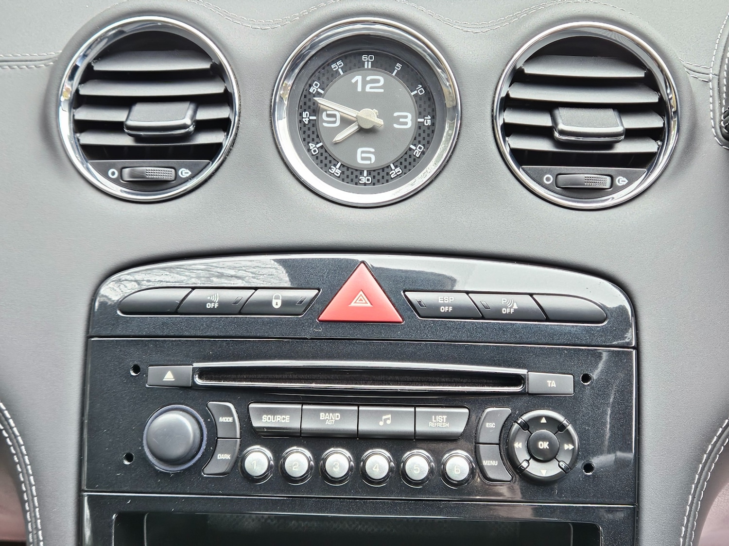 Used Peugeot RCZ 2012 for sale - 77282667: Photo 19