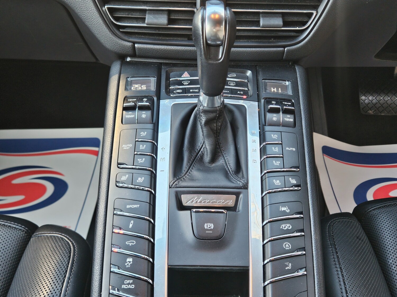 Used Porsche Macan 2019 for sale - 78012832: Photo 30