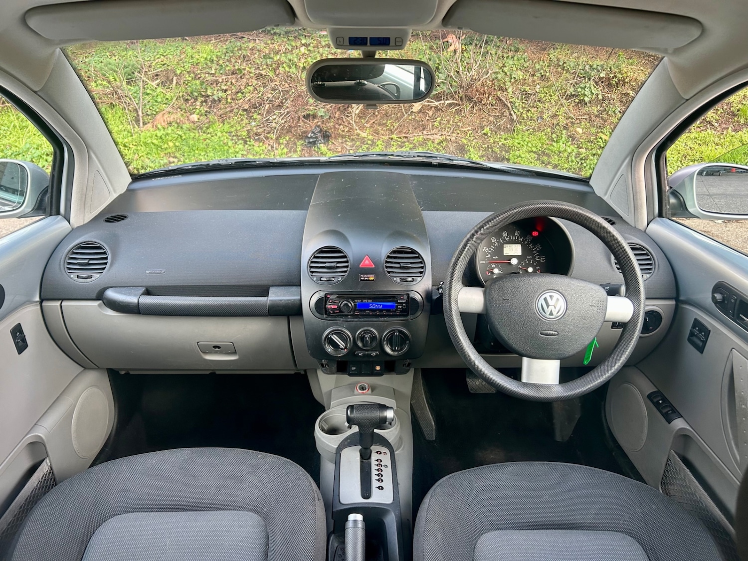 Used Volkswagen Beetle 2005 for sale - 77099941: Photo 9