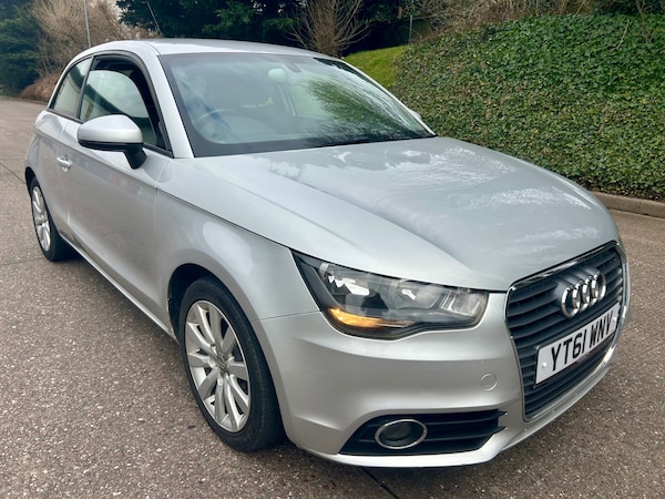Used Audi A1 2011 for sale - 73890131: Photo 2