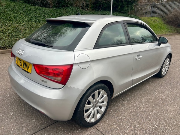 Used Audi A1 2011 for sale - 73890131: Photo 5