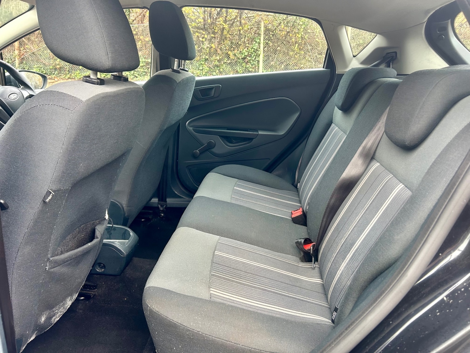 Used Ford Fiesta 2010 for sale - 76594938: Photo 12