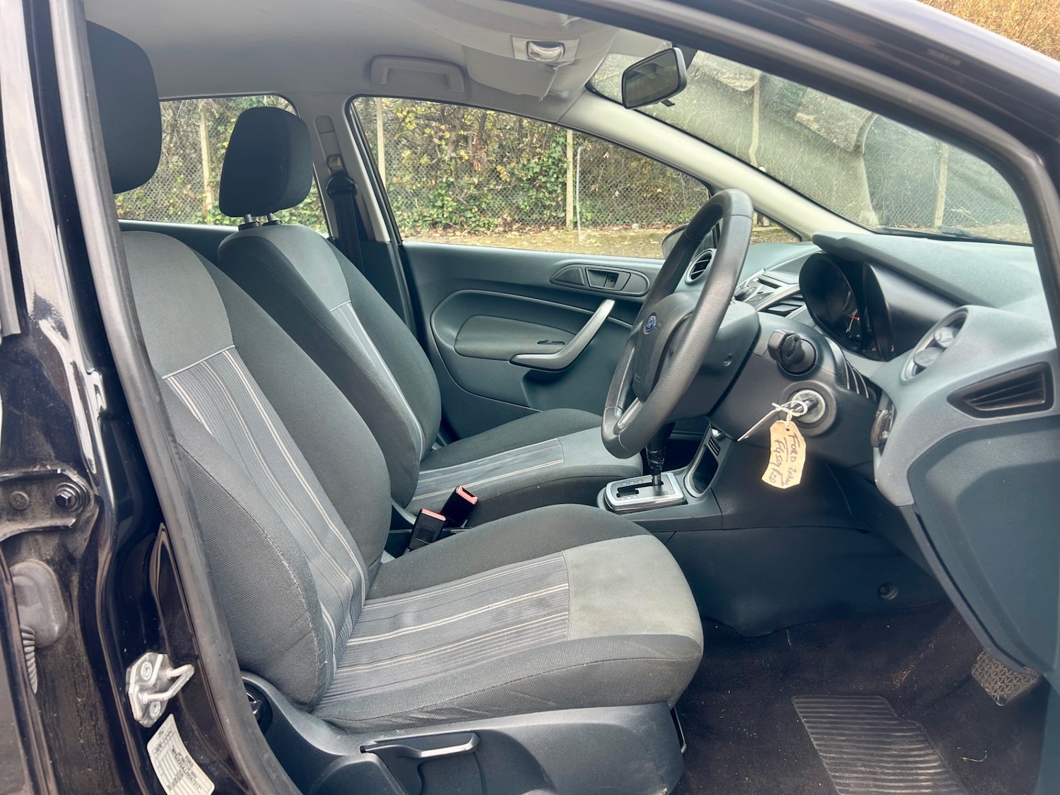 Used Ford Fiesta 2010 for sale - 76594938: Photo 13