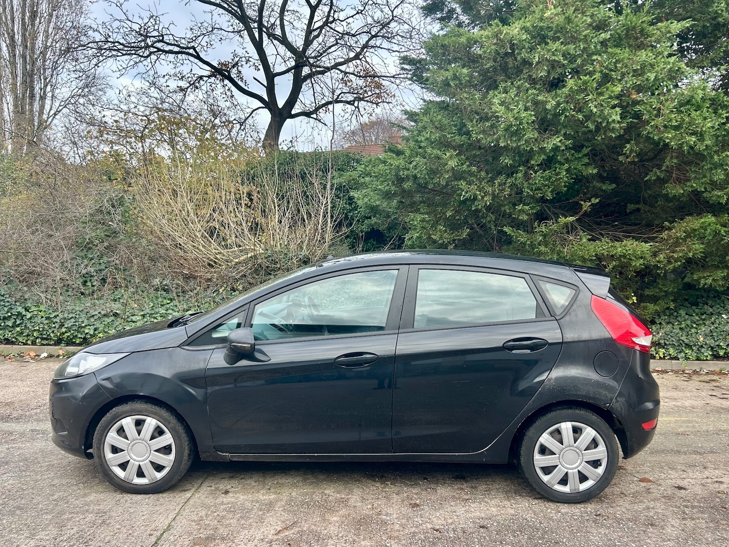 Used Ford Fiesta 2010 for sale - 76594938: Photo 9