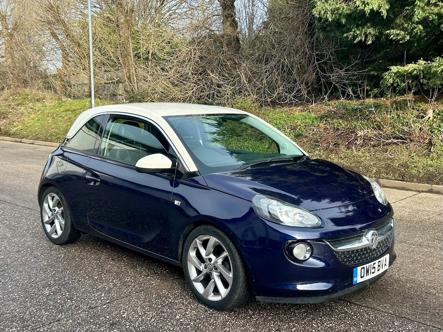 Used Vauxhall ADAM 2015 for sale - 77201504: Photo 2