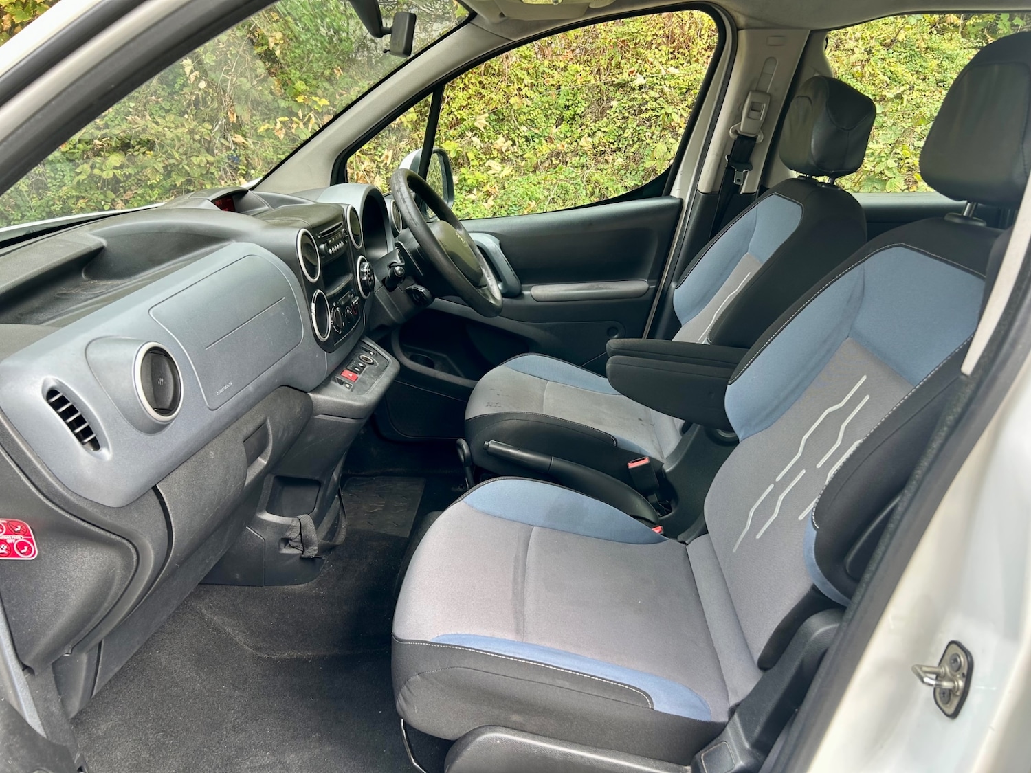 Used Peugeot Partner Tepee 2015 for sale - 76048750: Photo 10