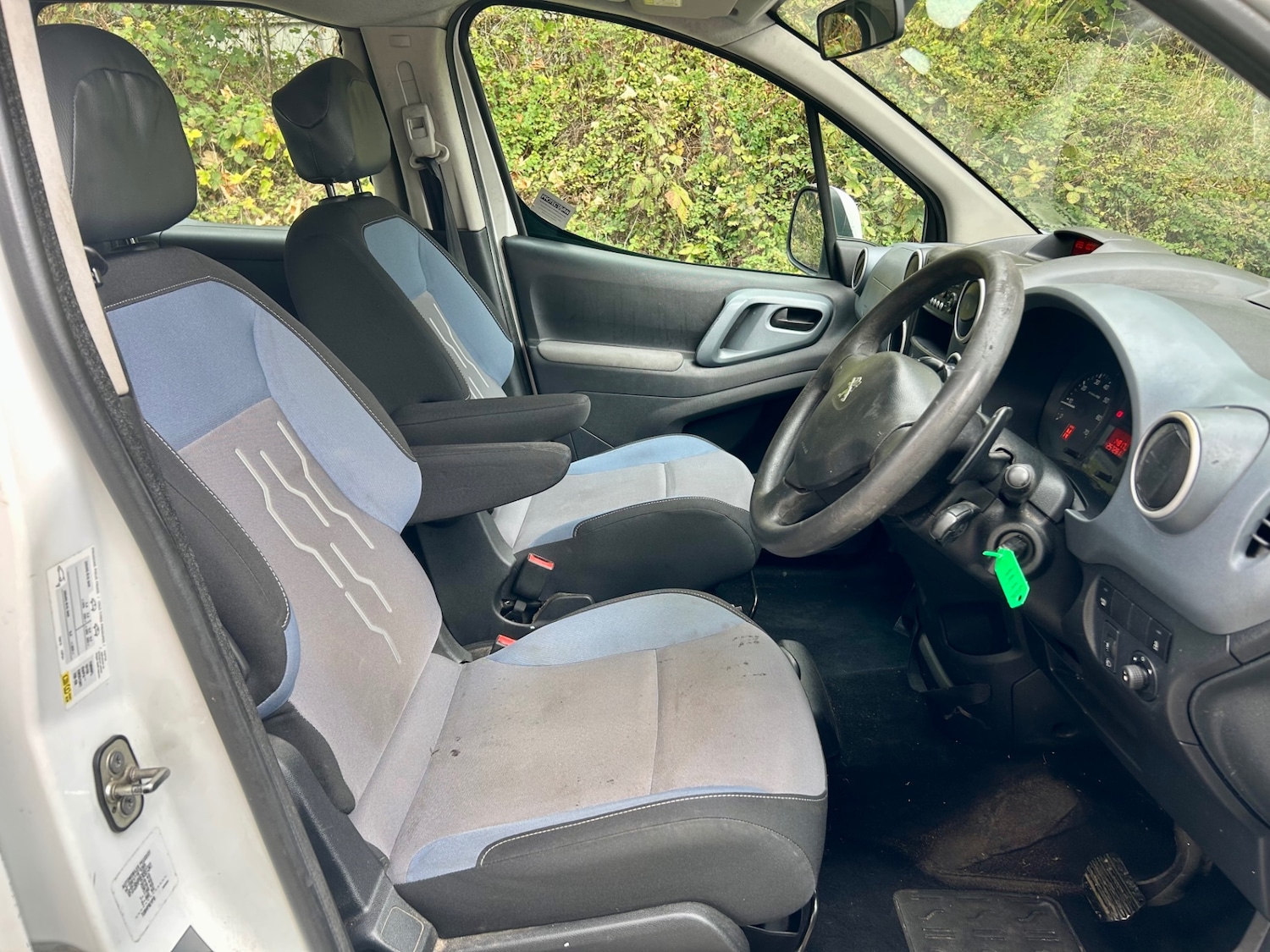 Used Peugeot Partner Tepee 2015 for sale - 76048750: Photo 13