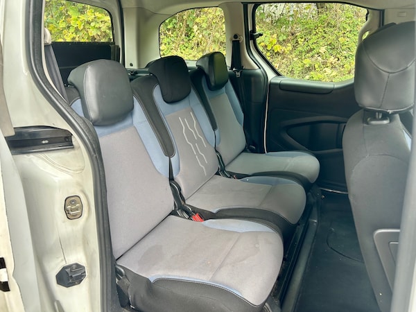 Used Peugeot Partner Tepee 2015 for sale - 76048750: Photo 14