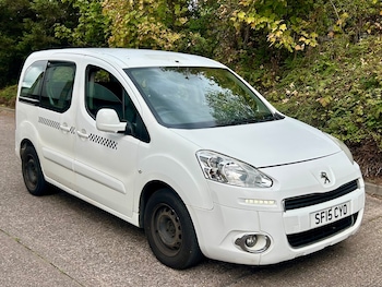 2015 (15) - 1.6 e-HDi 92 S 5dr EGC