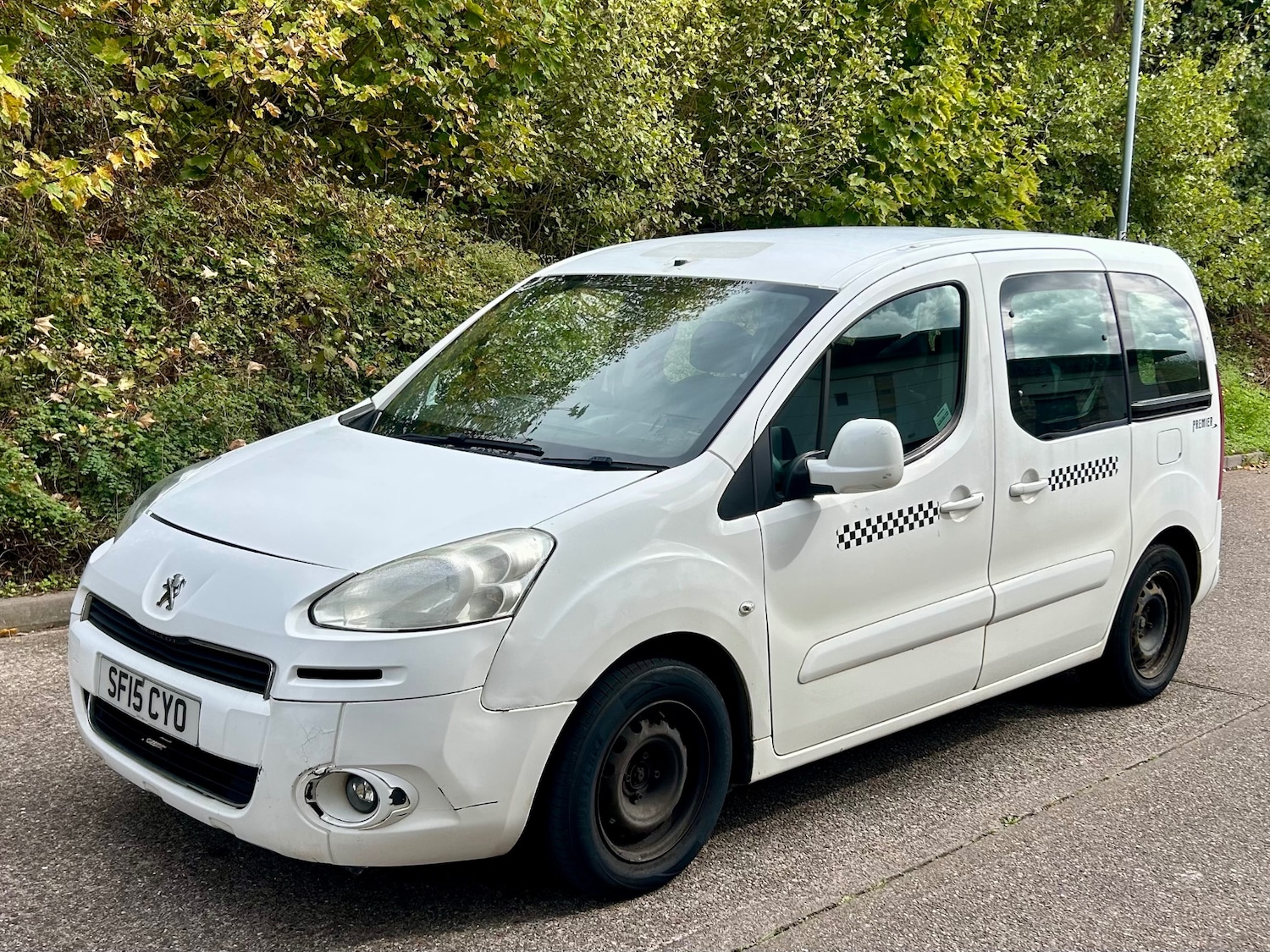 Used Peugeot Partner Tepee 2015 for sale - 76048750: Photo 3