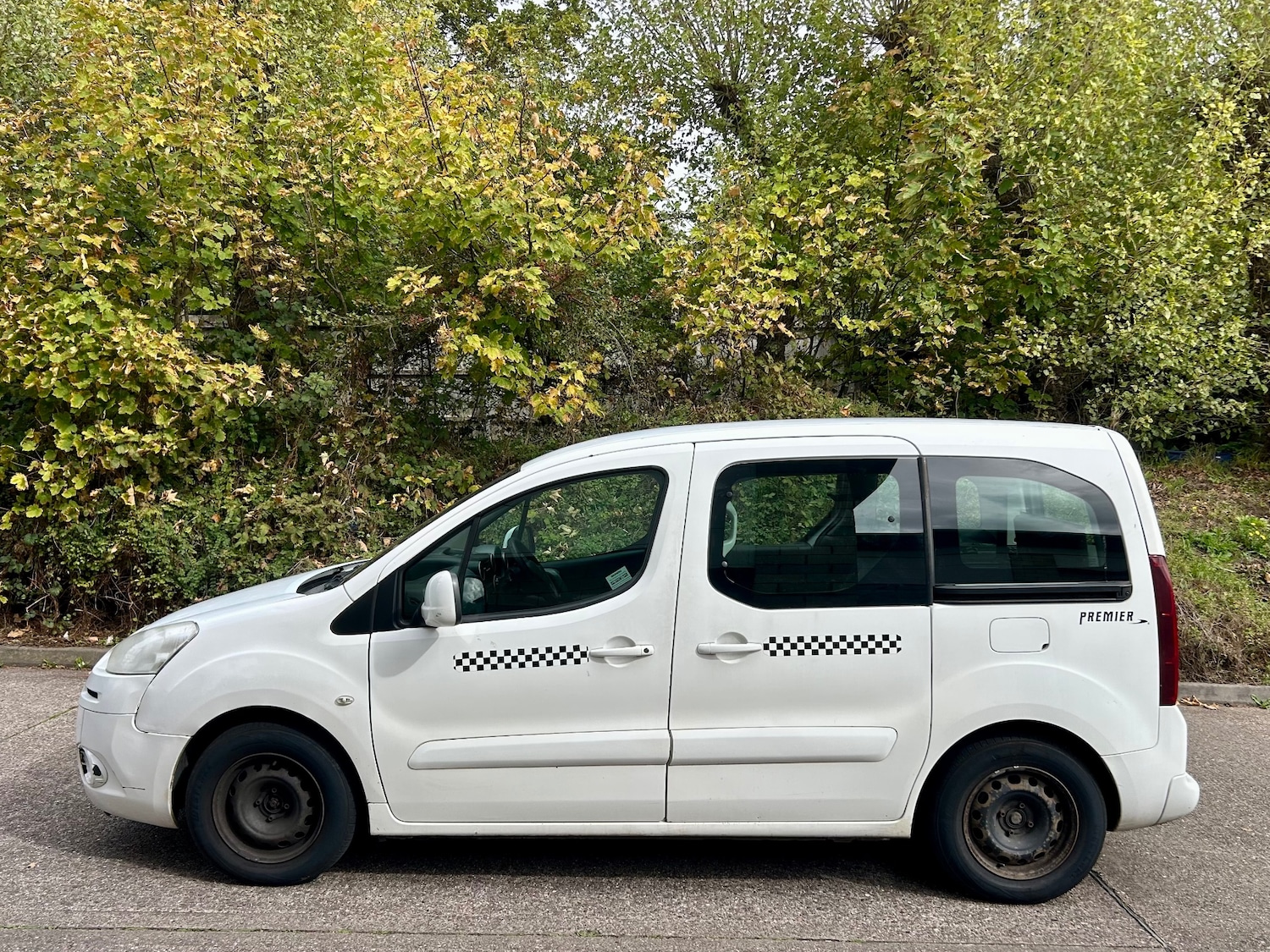 Used Peugeot Partner Tepee 2015 for sale - 76048750: Photo 4