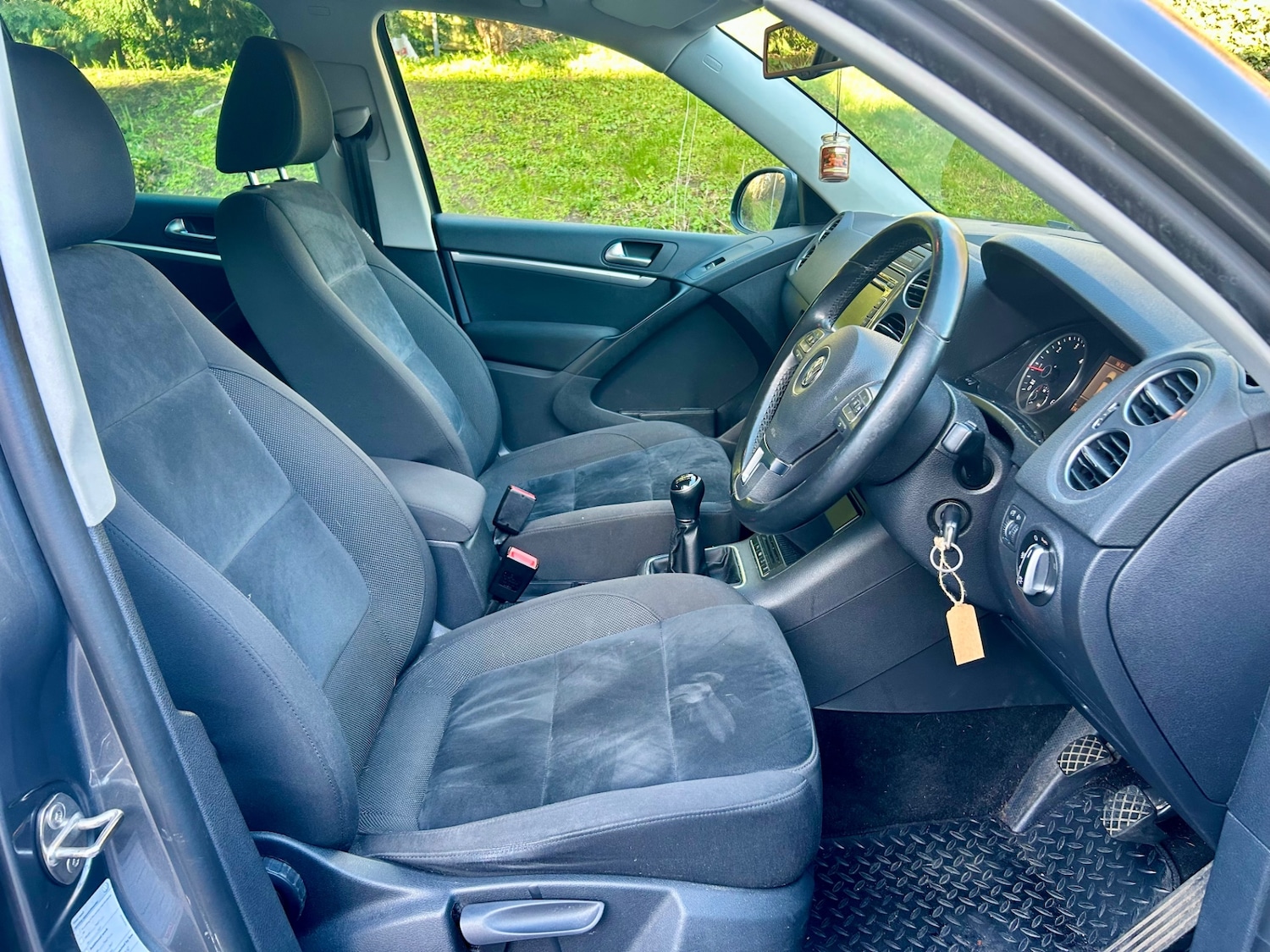 Used Volkswagen Tiguan 2012 for sale - 77931350: Photo 12