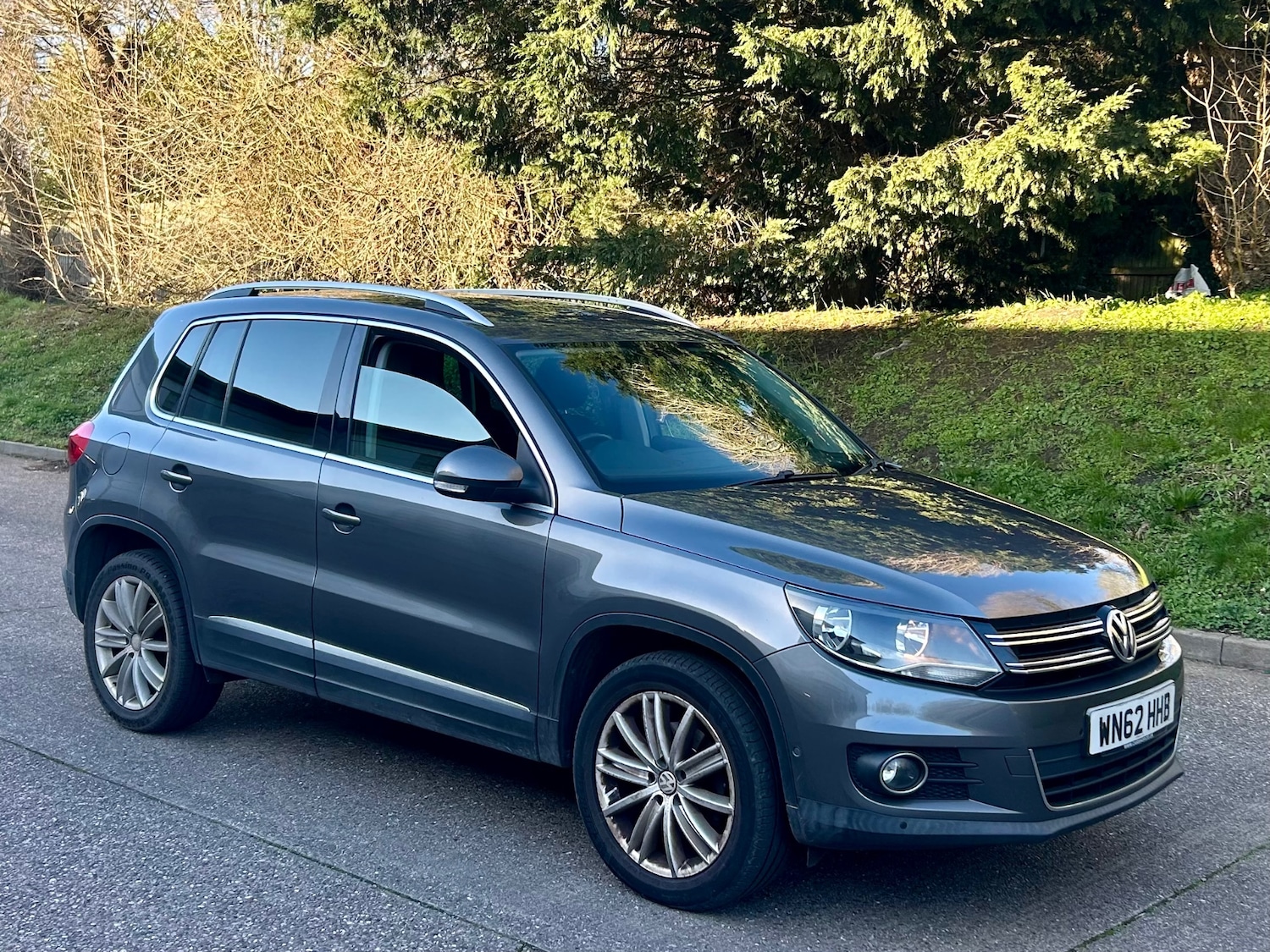 Used Volkswagen Tiguan 2012 for sale - 77931350: Photo 2