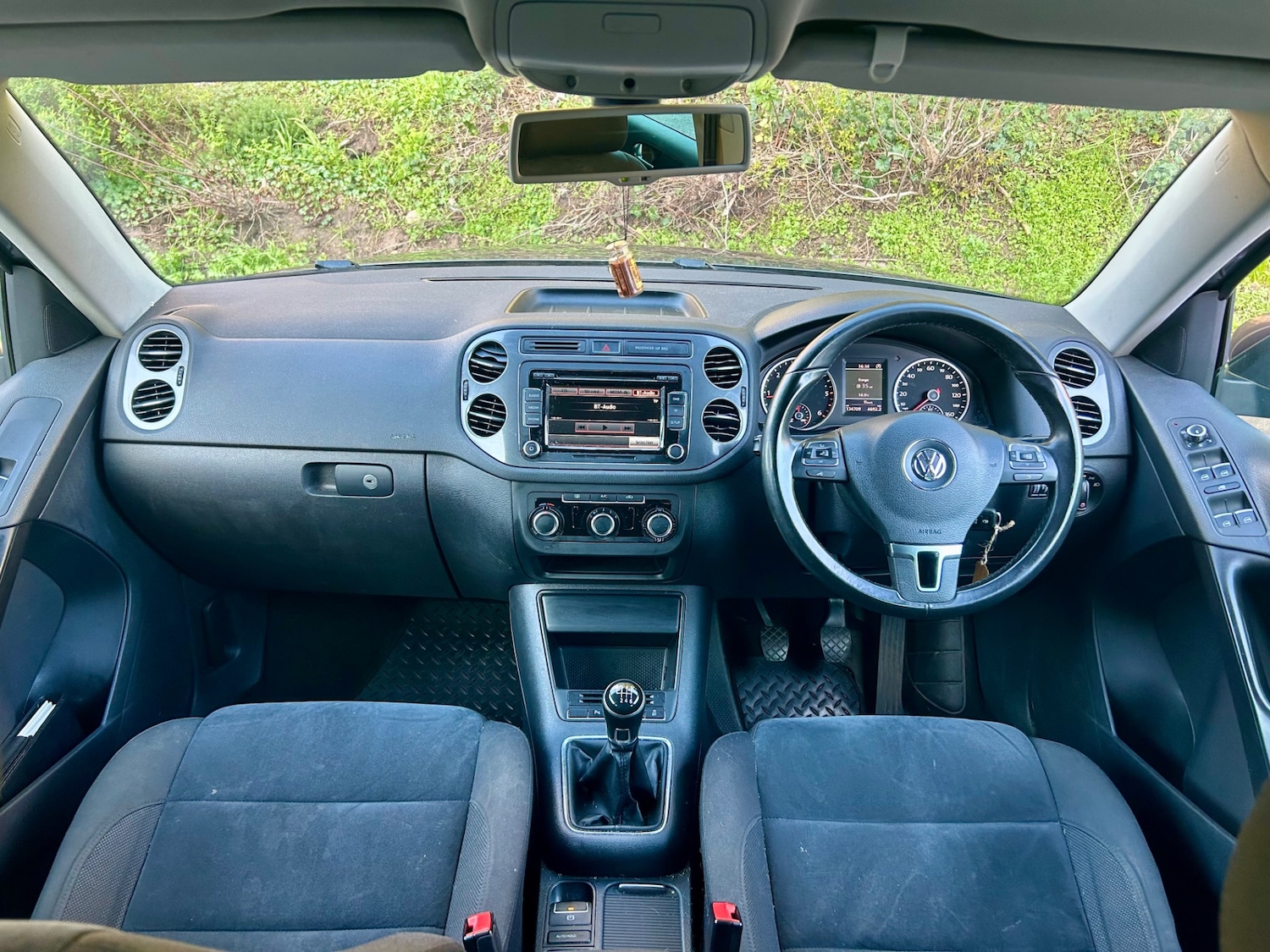 Used Volkswagen Tiguan 2012 for sale - 77931350: Photo 9