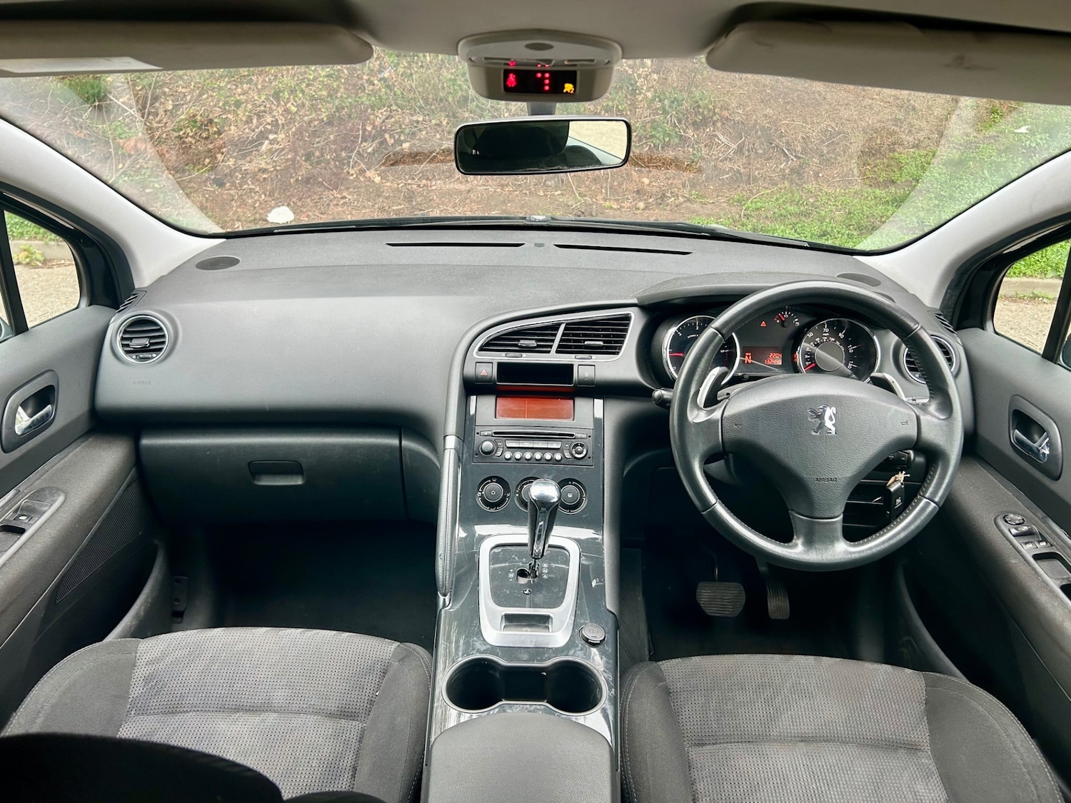 Used Peugeot 3008 2010 for sale - 76275080: Photo 9