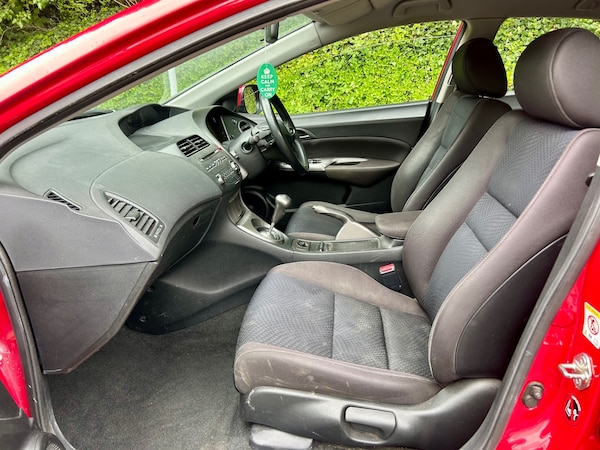 Used Honda Civic 2010 for sale - 74760377: Photo 12