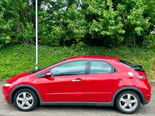 Used Honda Civic 2010 for sale - 74760377: Photo 9