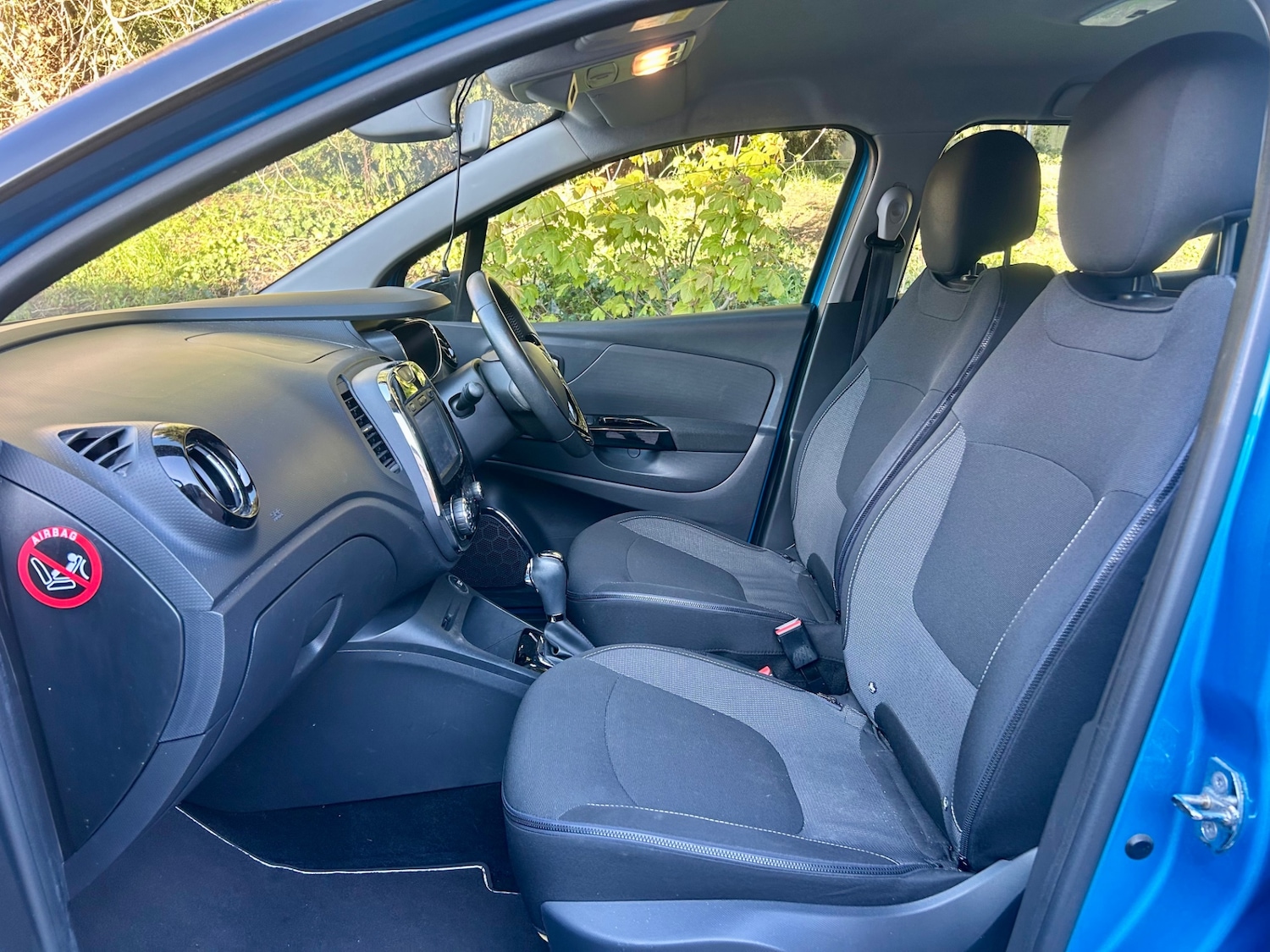 Used Renault Captur 2015 for sale - 78145752: Photo 11