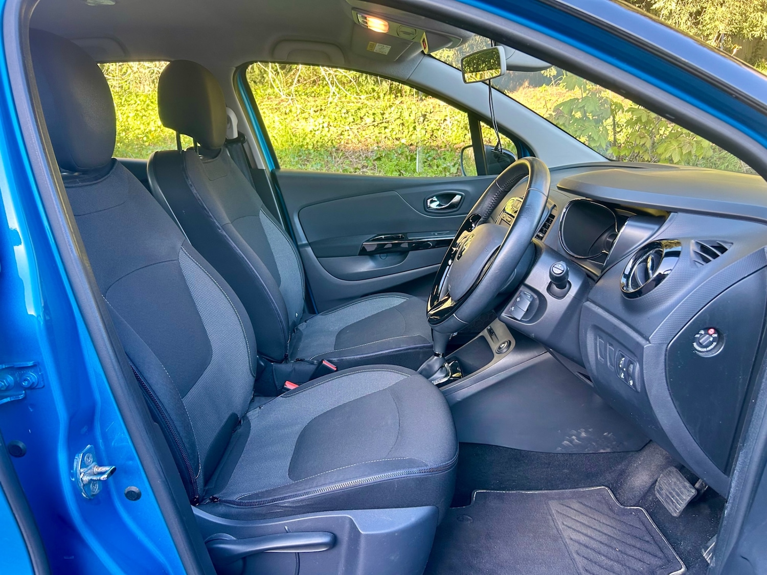 Used Renault Captur 2015 for sale - 78145752: Photo 13