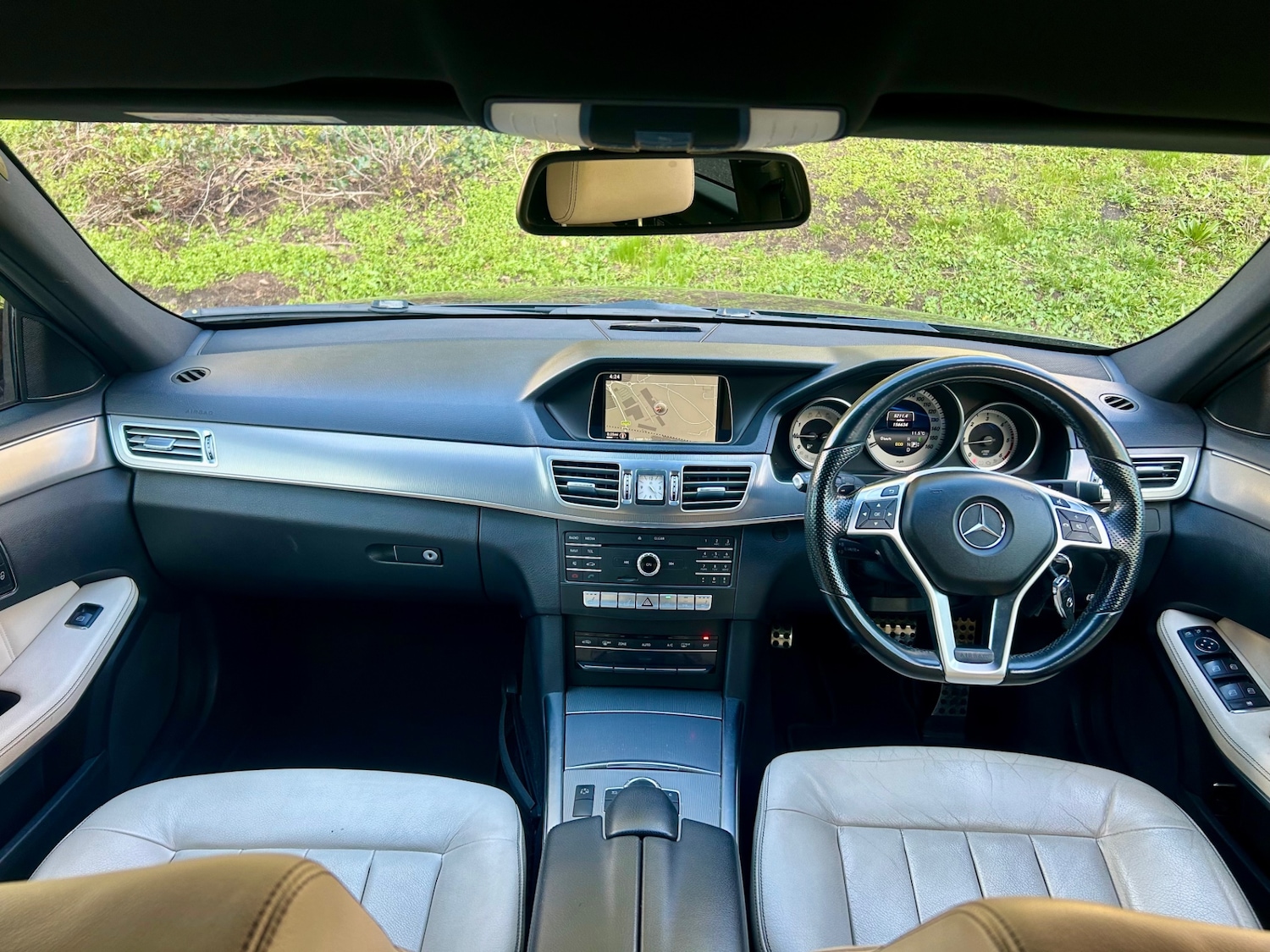 Used Mercedes-Benz E Class 2015 for sale - 77890276: Photo 10