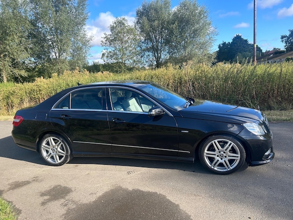 Used Mercedes-Benz E Class 2012 for sale - 75140283: Photo 10