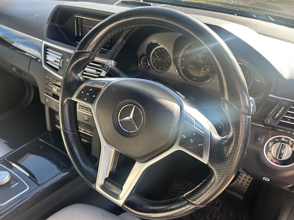 Used Mercedes-Benz E Class 2012 for sale - 75140283: Photo 5