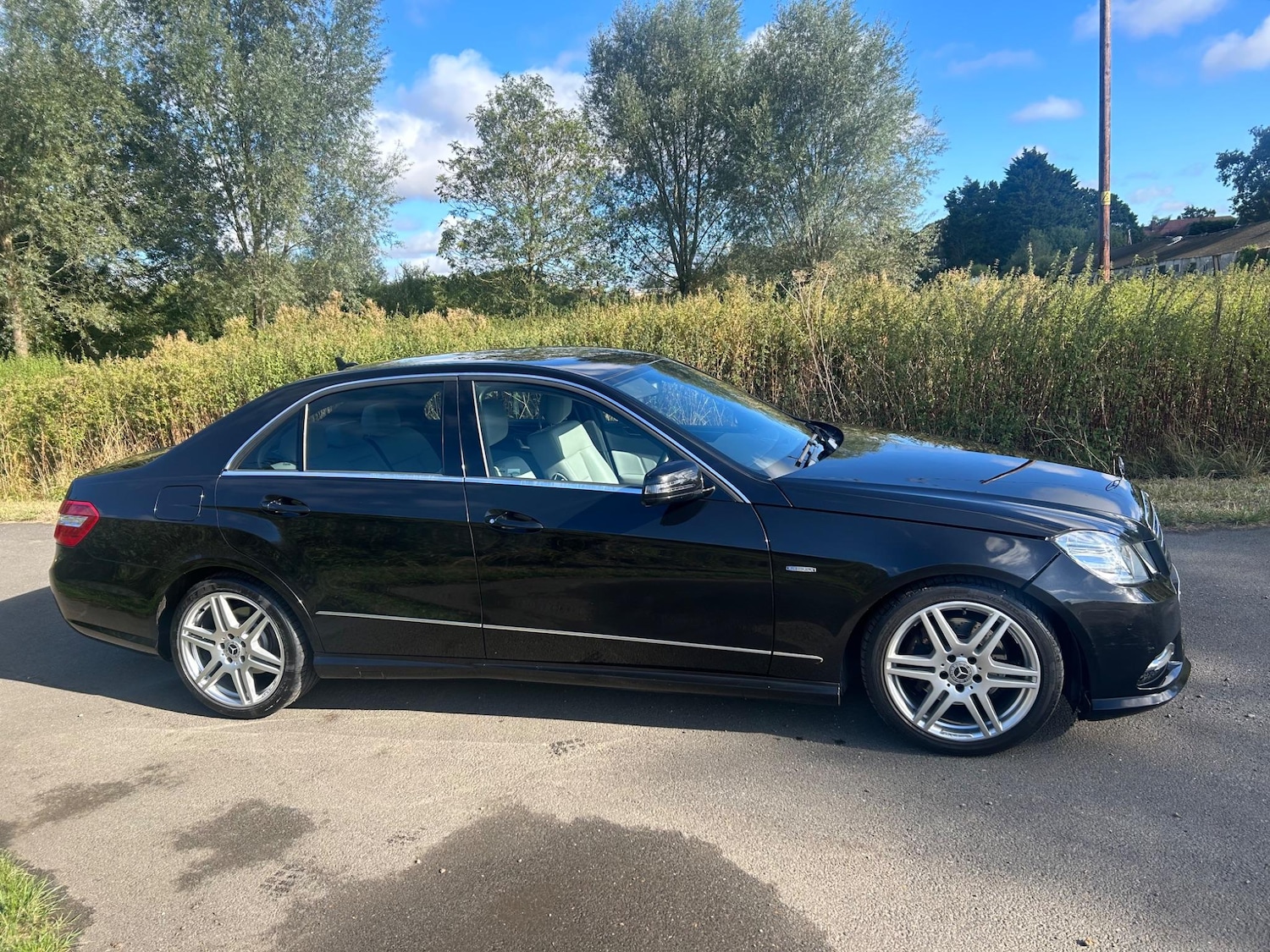 Used Mercedes-Benz E Class 2012 for sale - 76991013: Photo 10