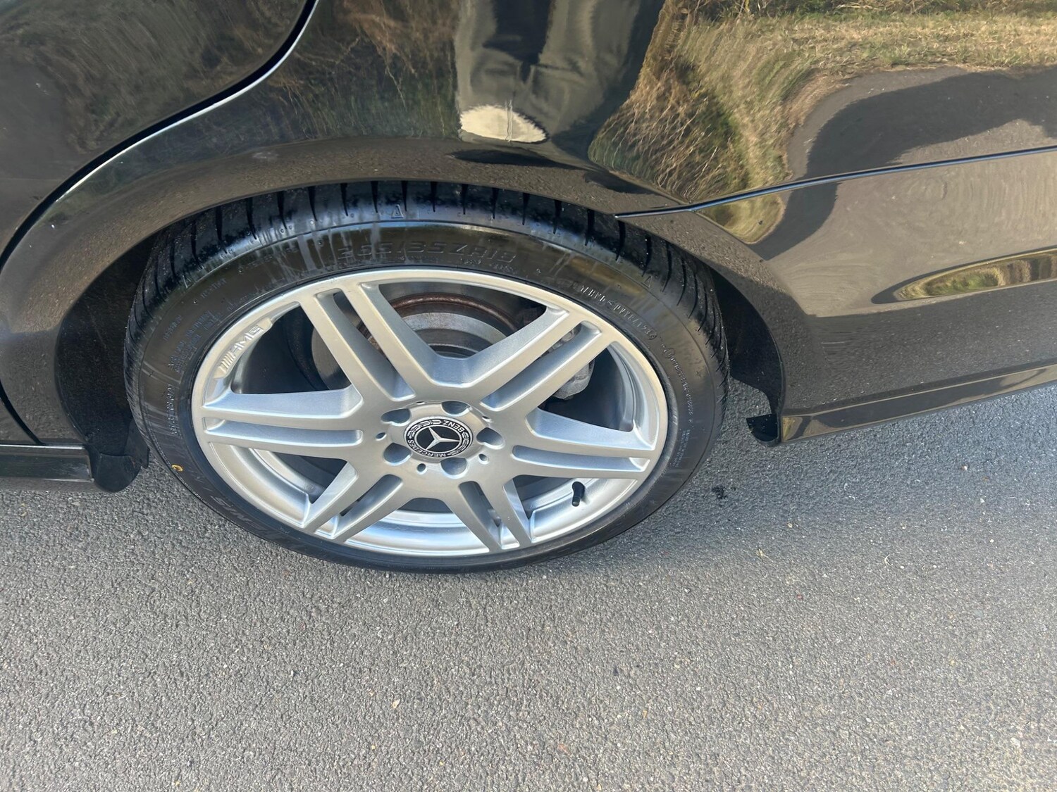 Used Mercedes-Benz E Class 2012 for sale - 76991013: Photo 2