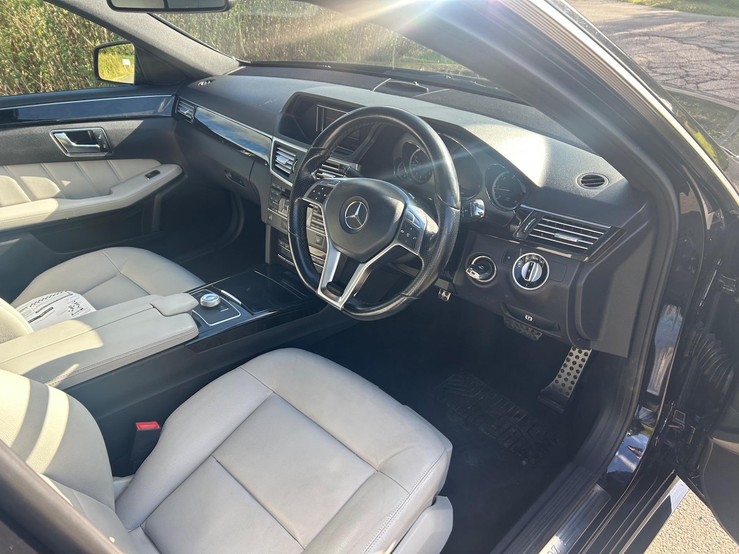 Used Mercedes-Benz E Class 2012 for sale - 76991013: Photo 3