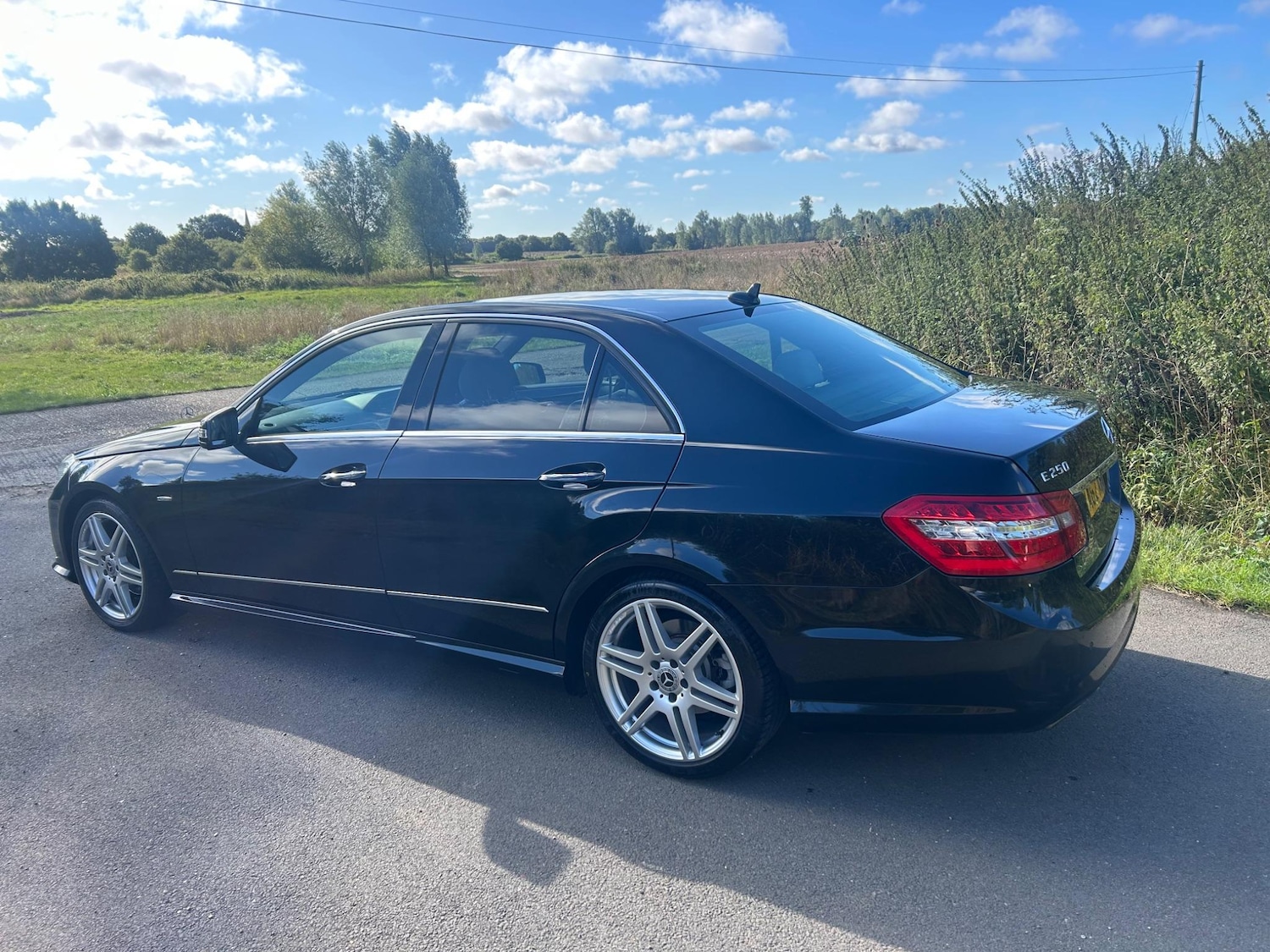 Used Mercedes-Benz E Class 2012 for sale - 76991013: Photo 9