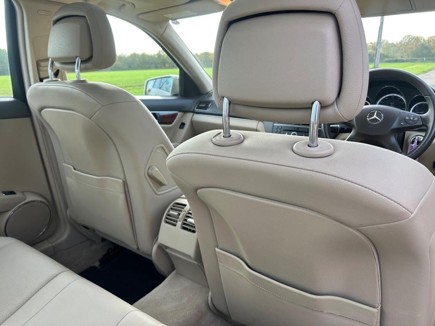 Used Mercedes-Benz C Class 2009 for sale - 76348867: Photo 11