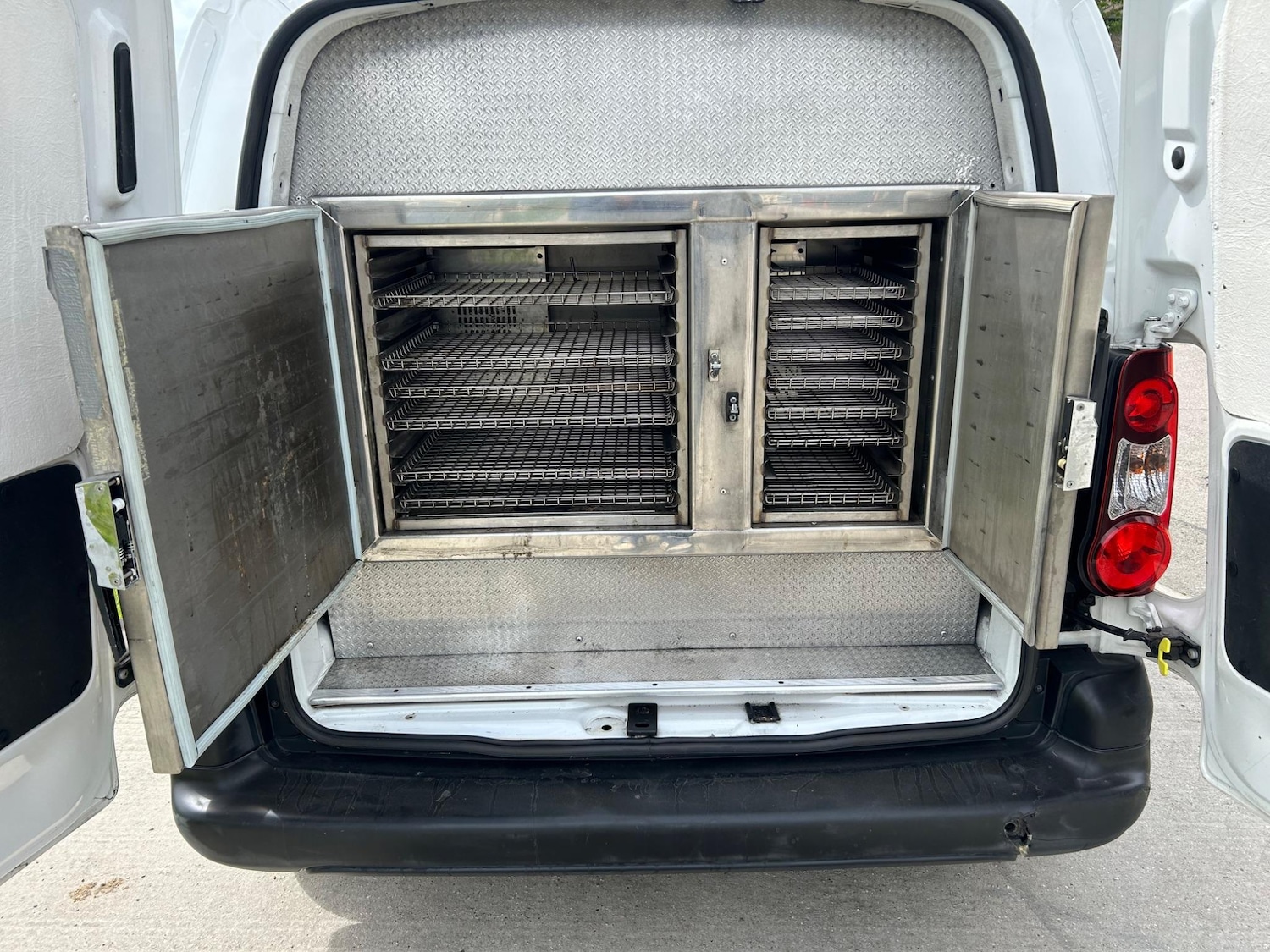 Used Citroen Berlingo 2013 for sale - 76988849: Photo 4