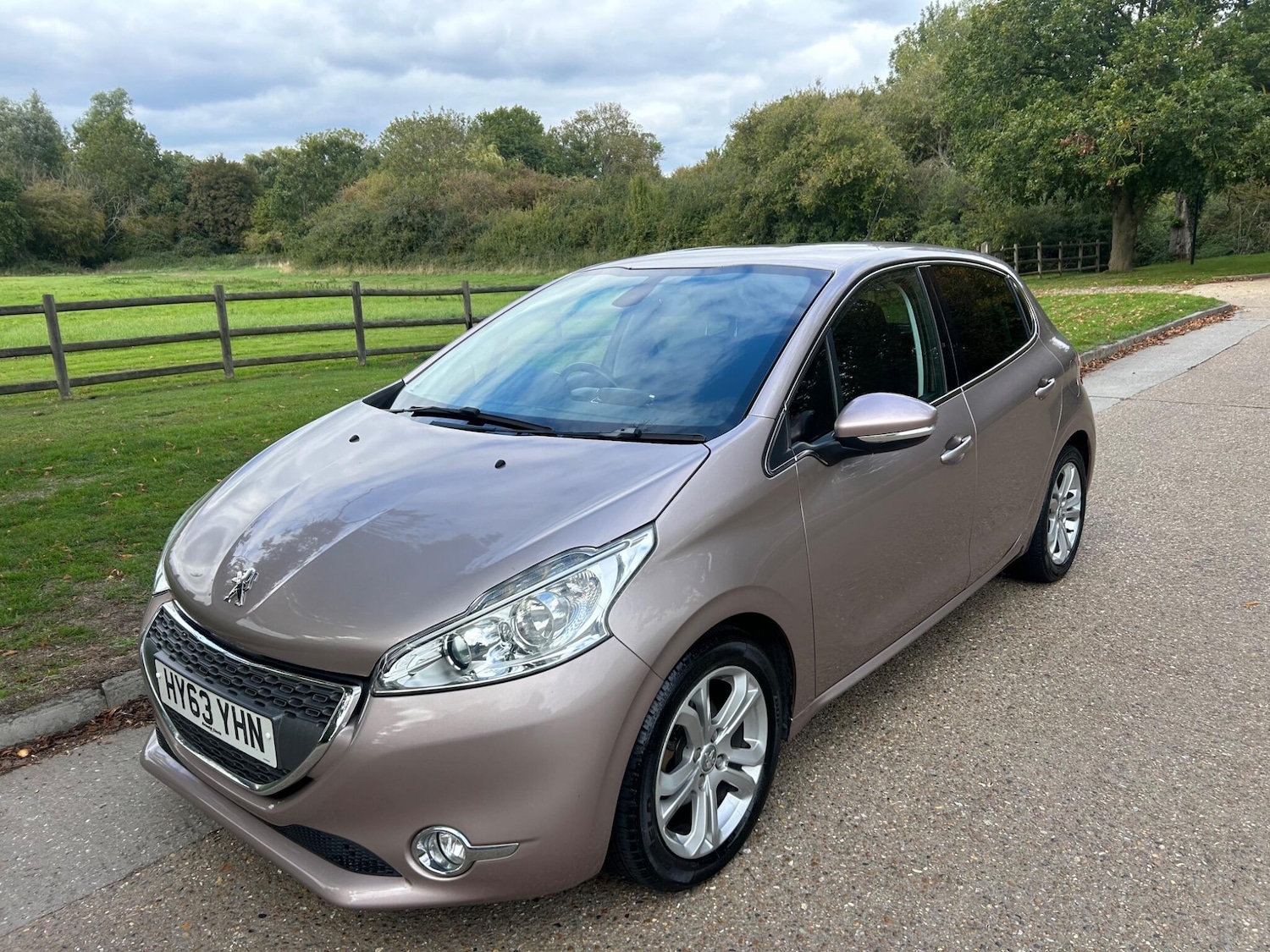 Used Peugeot 208 2013 for sale - 78072777: Photo 24