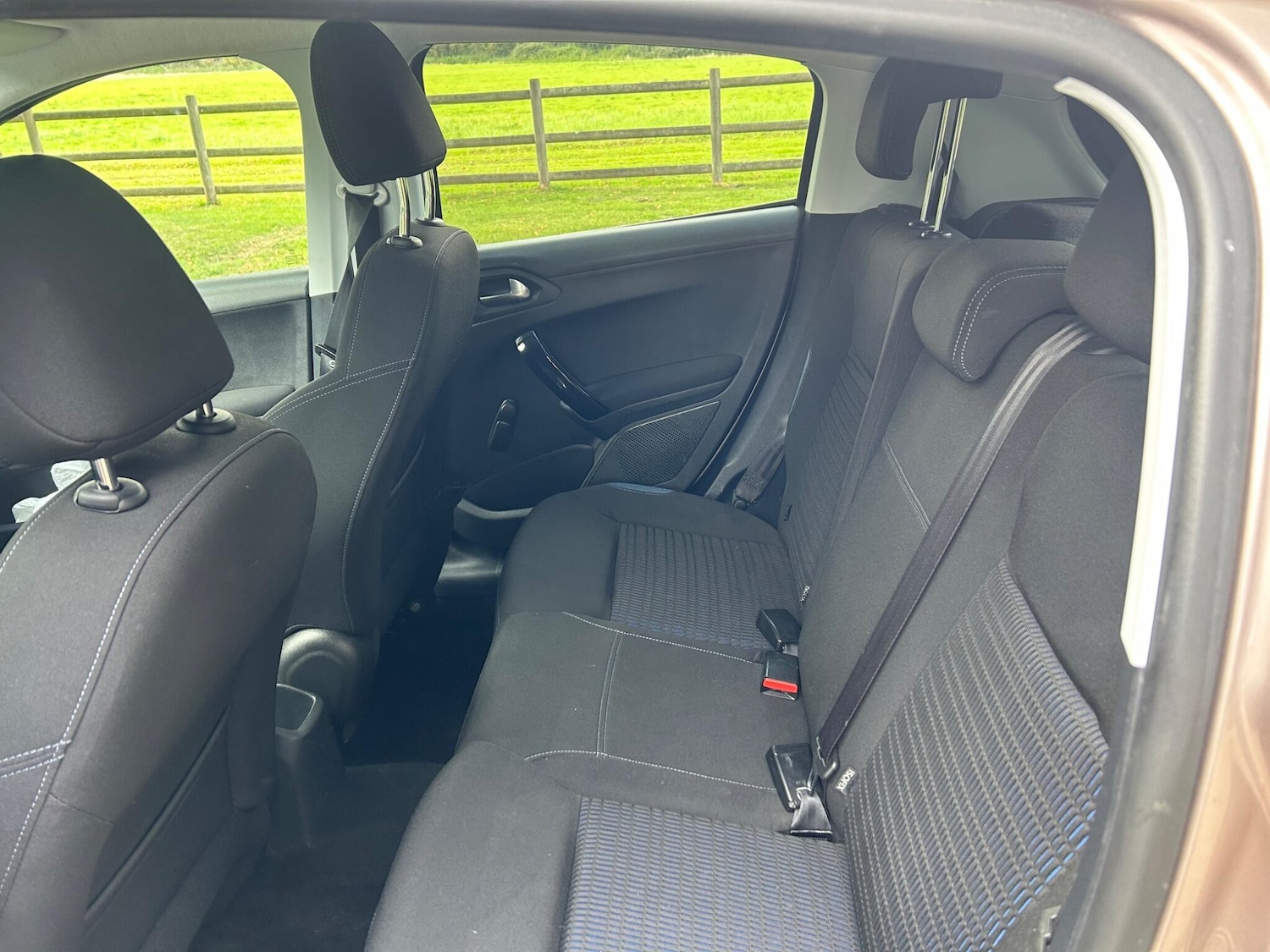 Used Peugeot 208 2013 for sale - 78072777: Photo 4