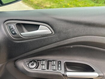 Used Ford C-Max 2016 for sale - 78334262: Photo