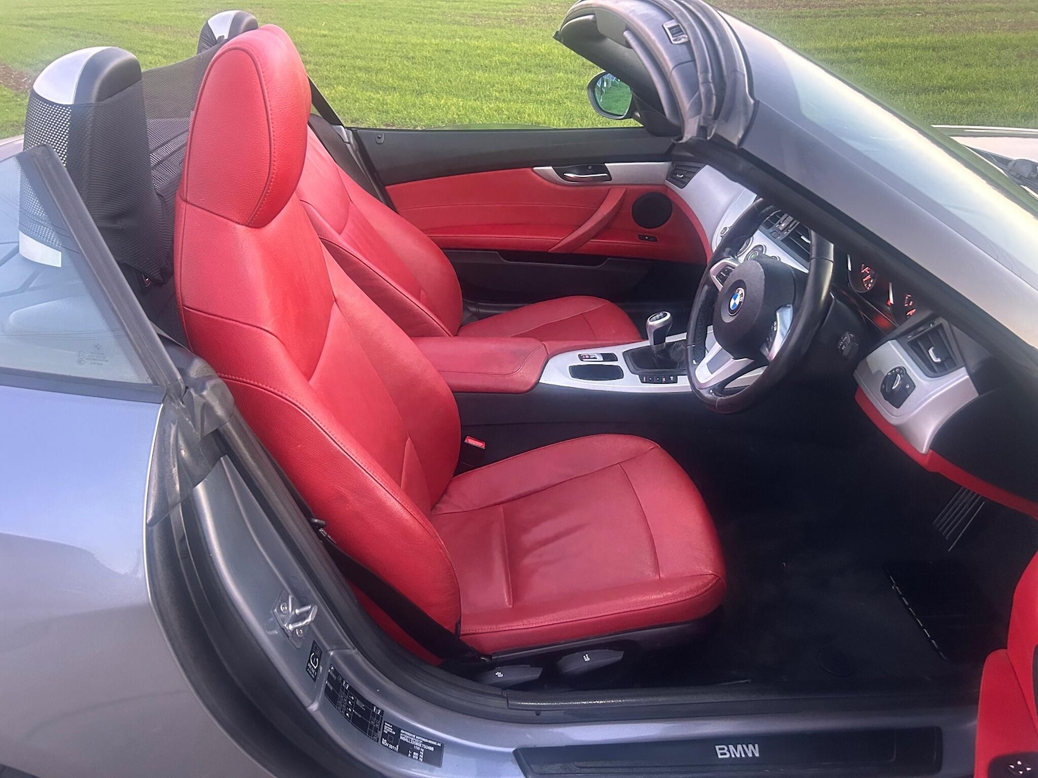 Used BMW Z4 2011 for sale - 77015317: Photo 2