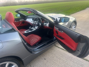 Used BMW Z4 2011 for sale - 77015317: Photo