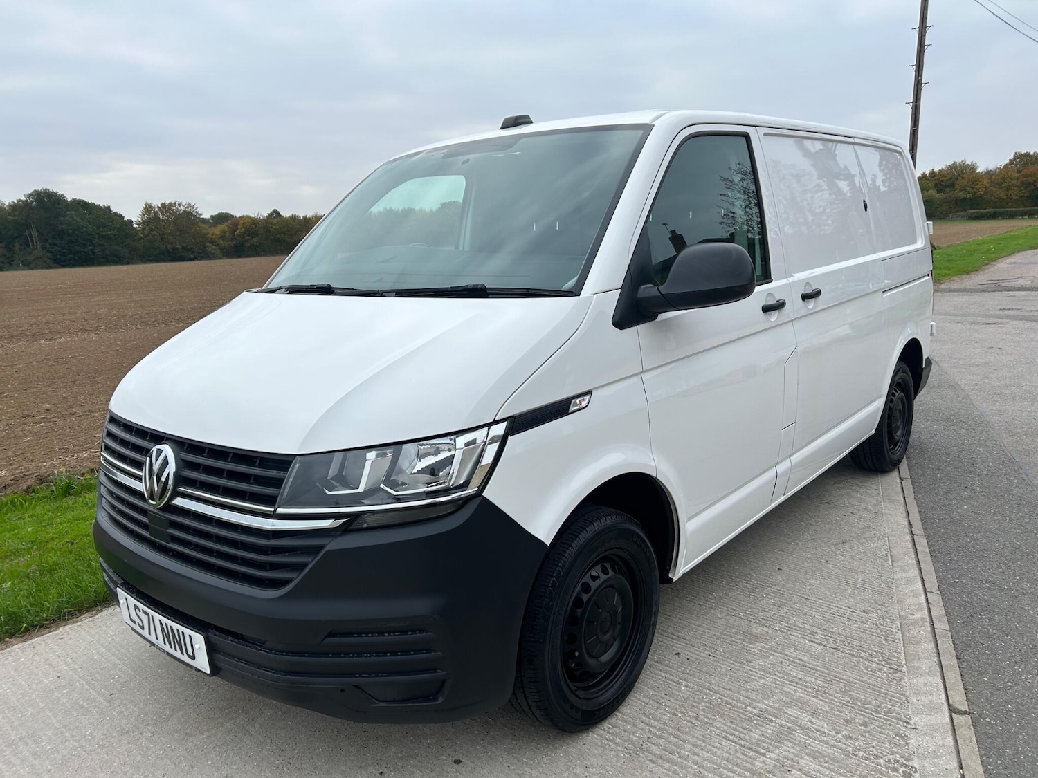 Used Volkswagen Transporter 2021 for sale - 76201250: Photo 24