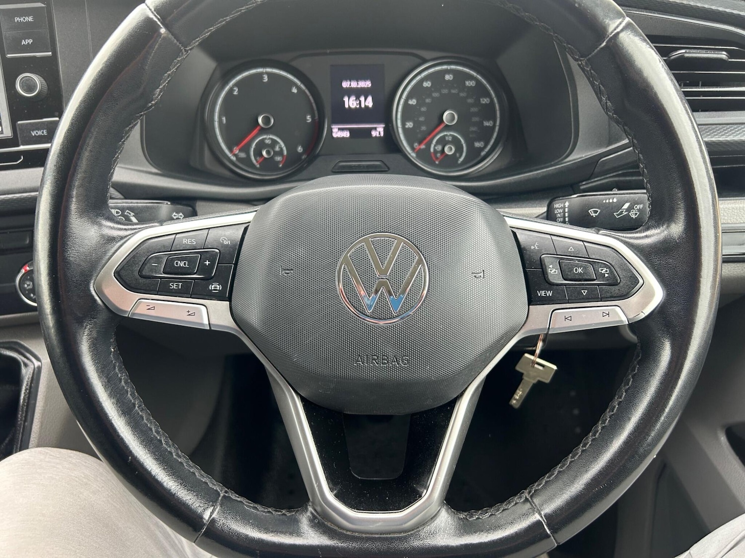 Used Volkswagen Transporter 2021 for sale - 76201250: Photo 3