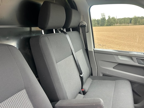 Used Volkswagen Transporter 2021 for sale - 76201250: Photo 4