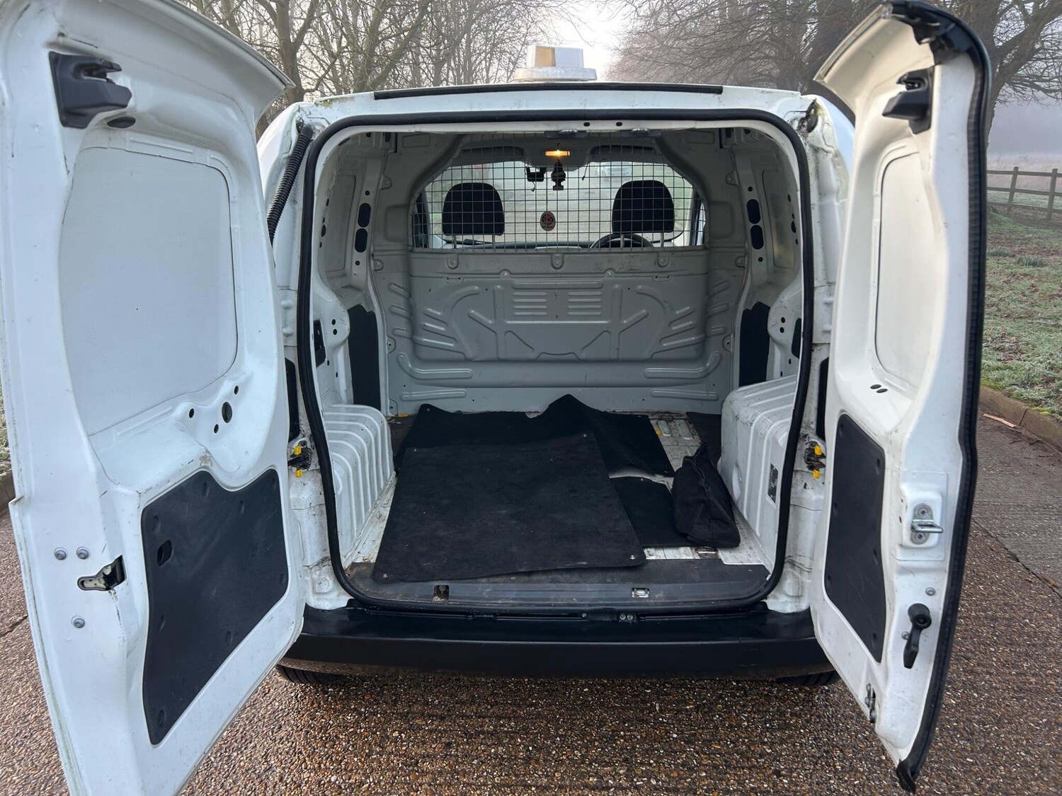 Used Citroen Nemo 2009 for sale - 77358988: Photo 3