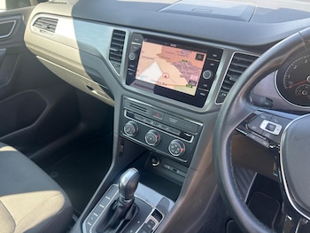 Used Volkswagen Golf SV 2018 for sale - 79361310: Photo