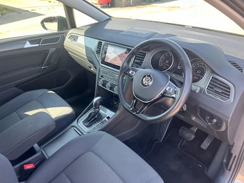 Used Volkswagen Golf SV 2018 for sale - 79361310: Photo