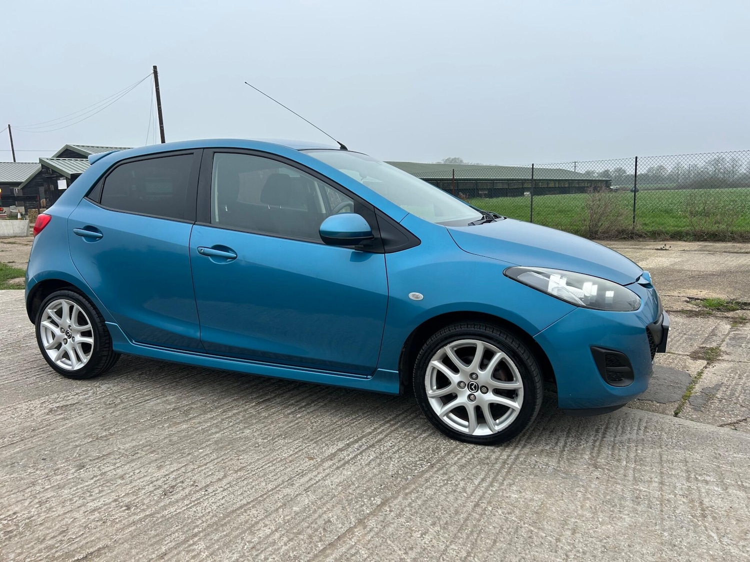 Used Mazda Mazda2 2014 for sale - 77753467: Photo 16