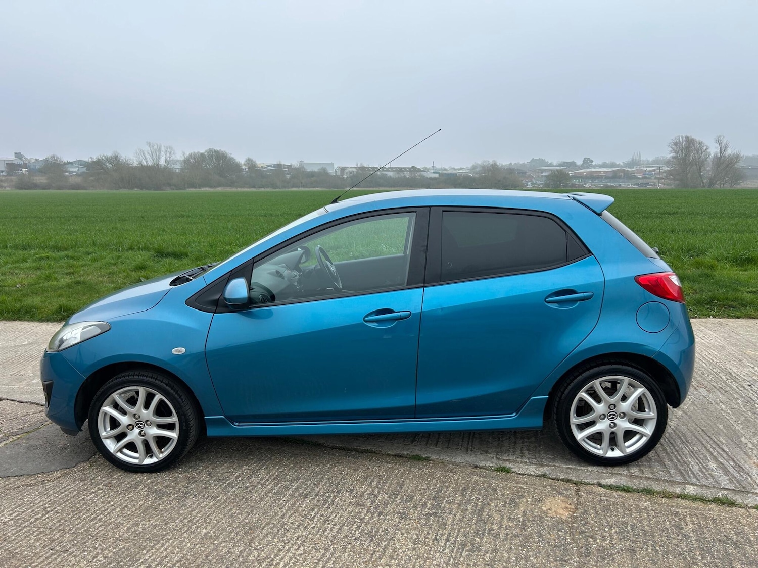 Used Mazda Mazda2 2014 for sale - 77753467: Photo 21