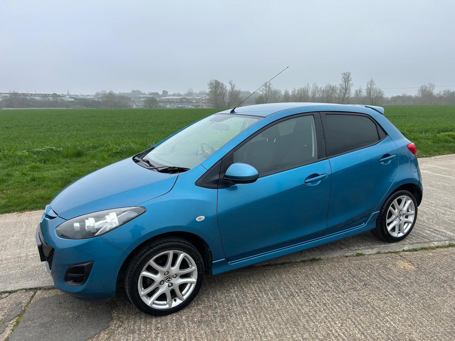 Used Mazda Mazda2 2014 for sale - 77753467: Photo 7