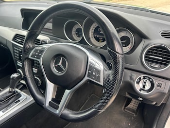Used Mercedes-Benz C Class 2013 for sale - 77853555: Photo