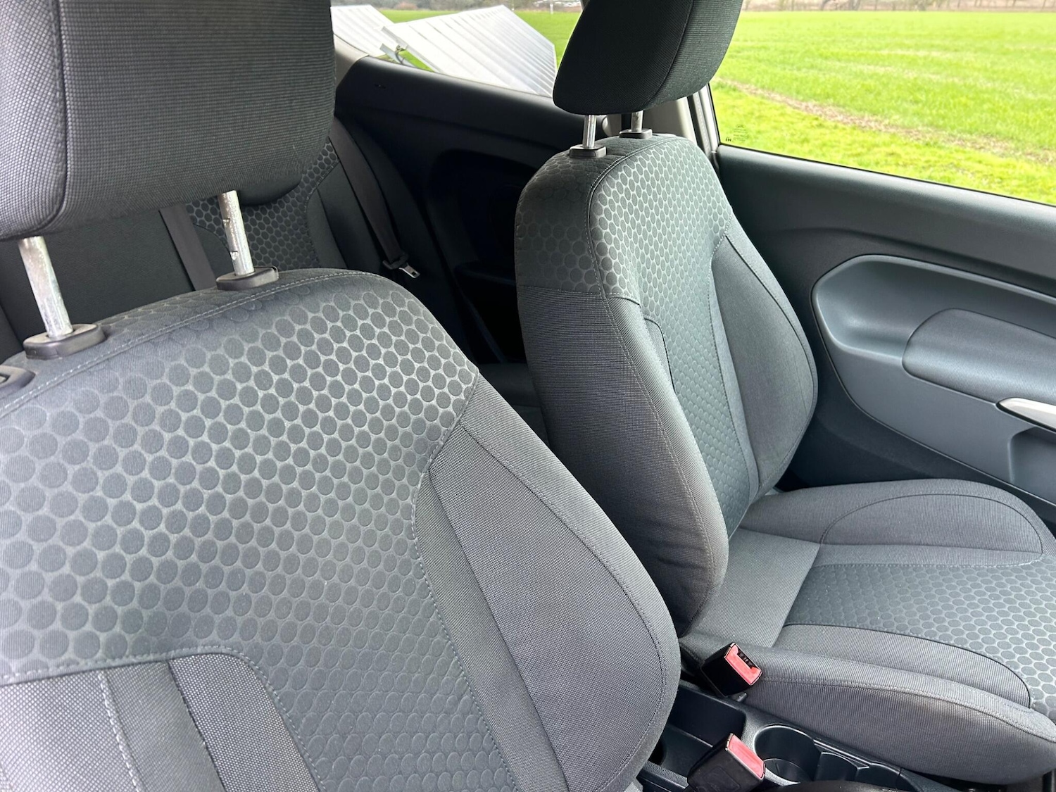 Used Ford Fiesta 2011 for sale - 77658851: Photo 27